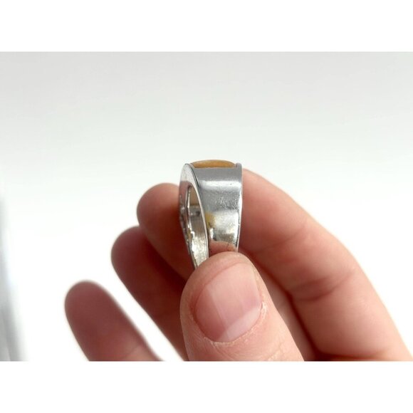 Vintage Silver and Cream Ring - Picture 7 of 10